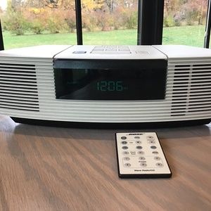 Bose Wave Radio/CD Player with Remote PERFECT PHYSICAL/WORKING CONDITION
